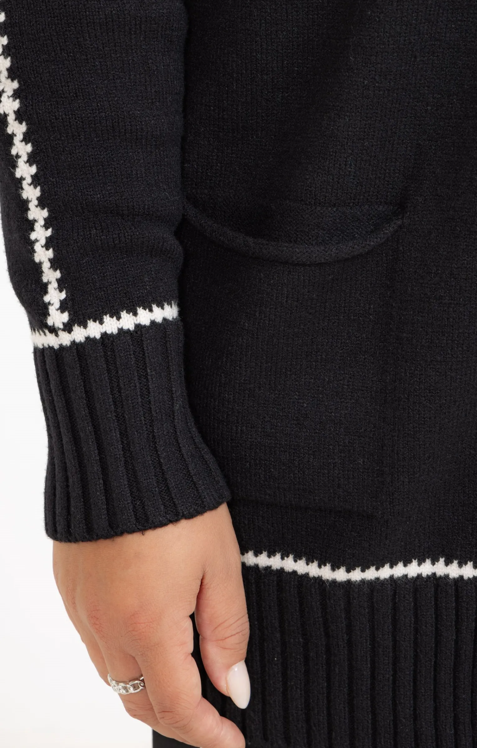 Toscane Boutique Pulls & Cardigans|Cardigan avec détail contrasté NOIR