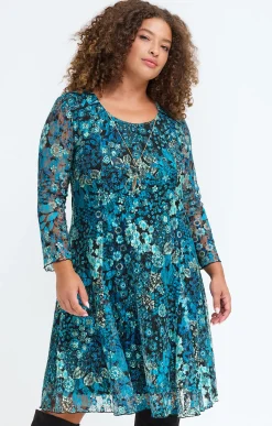 Toscane Boutique Robes|Robe patineuse en dentelle et collier MARINE