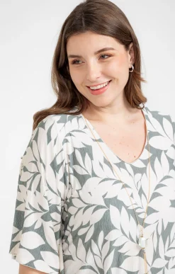 Toscane Boutique Tee-shirts|Tee-shirt forme poncho col V et collier TILLEUL