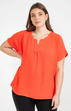 Toscane Boutique Tee-shirts|Tee-shirt uni avec feston ROUGE CLAIR