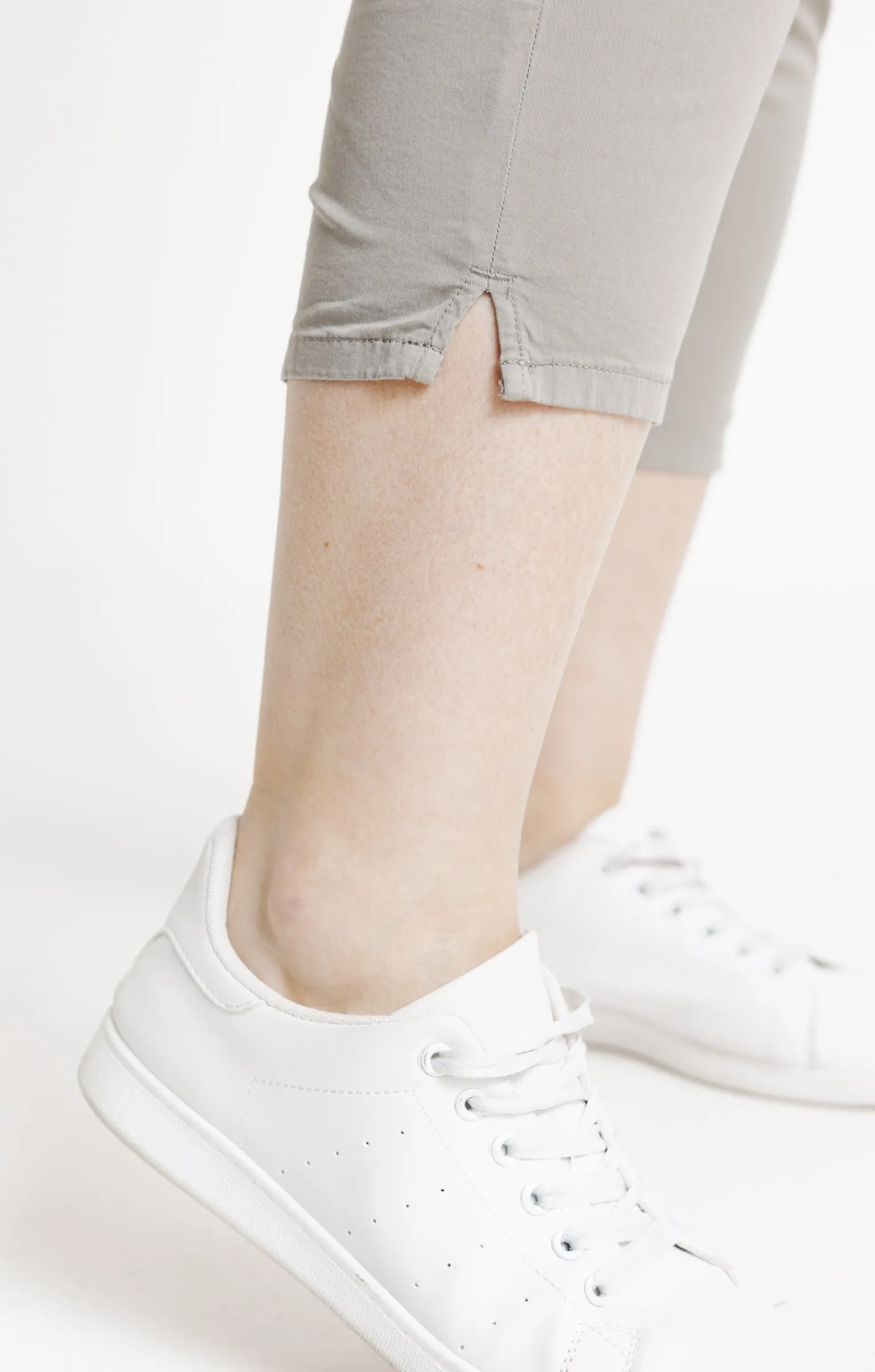 Toscane Boutique Pantalons|Tregging court détail strass smocked TAUPE